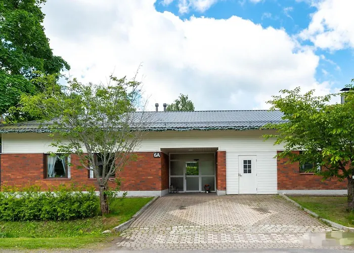 Peaceful Wood-fired Sauna Vantaa